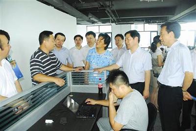 南通市發(fā)展服務(wù)外包產(chǎn)業(yè)現(xiàn)場觀摩推進會