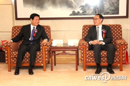 ���ʡί����ӛ��ʡ�L(zh��ng)�w�����c�Ї�(gu��)(li��n)ͨ������(j��ng)��������ͨ����